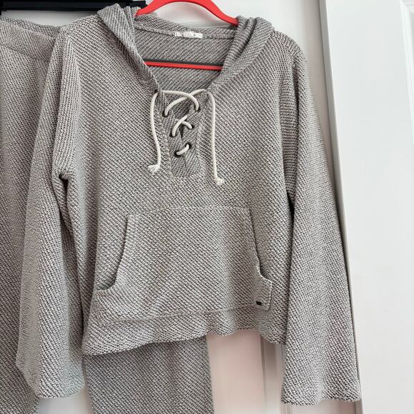 O’Neill Women’s Tanya Gray Knit Lounge Set Sz L Travel Comfy Beachy - Picture 3 of 16